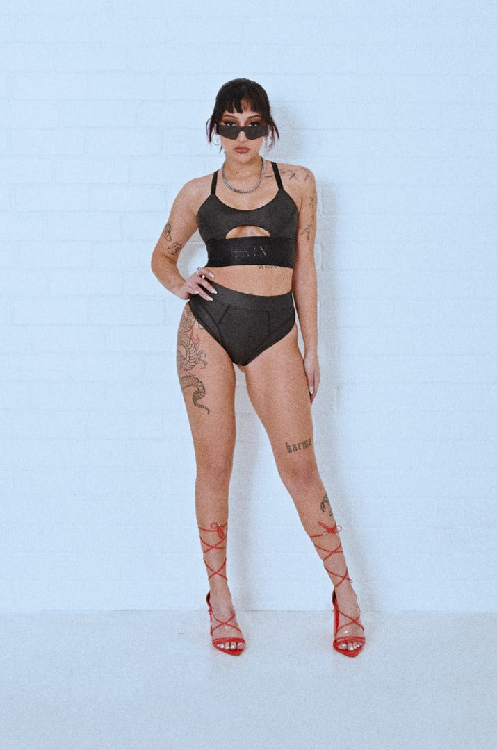 Riding Solo Sports Bra - Black