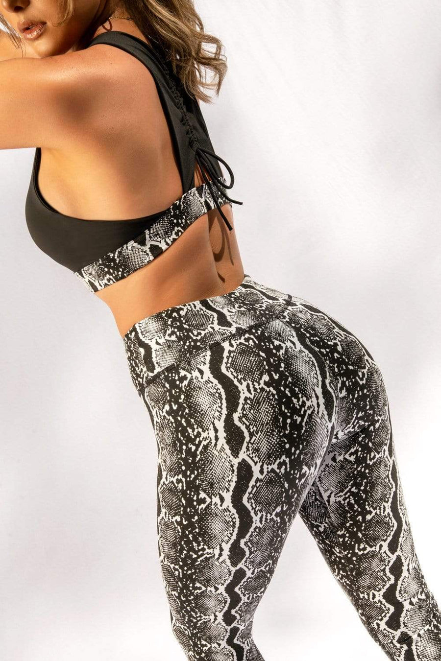 Gecko Grip™ Leggings: Black Mamba