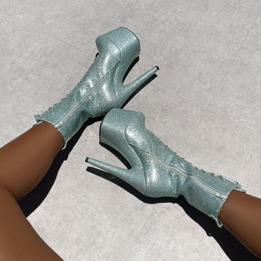 The Glitterati Boot - Ice Ice Baby - 7 INCH