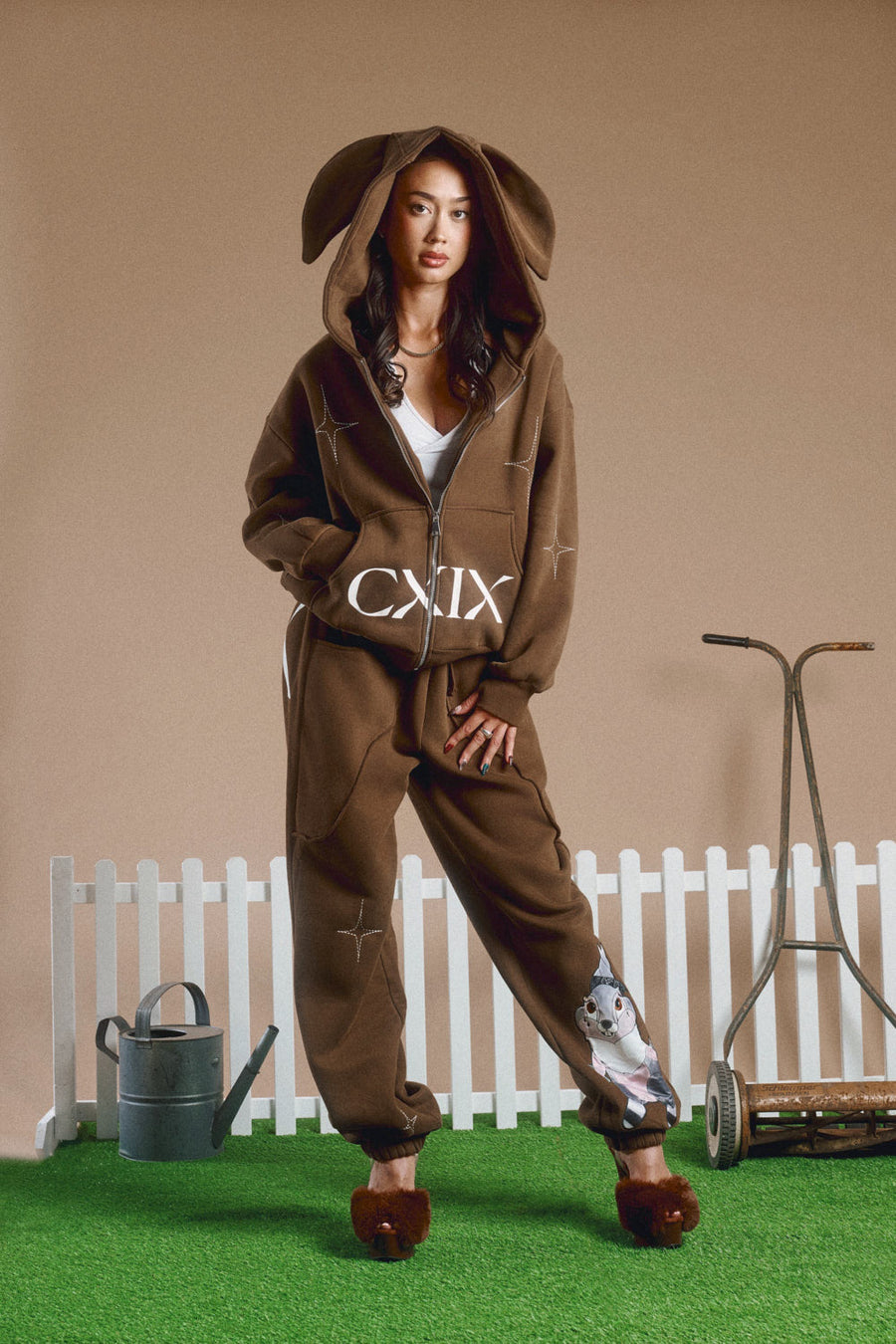 CREATURES IN THE CLUB: HONEY BUNZ ZIP HOODIE - CHOCOLATE LIMITED ED.