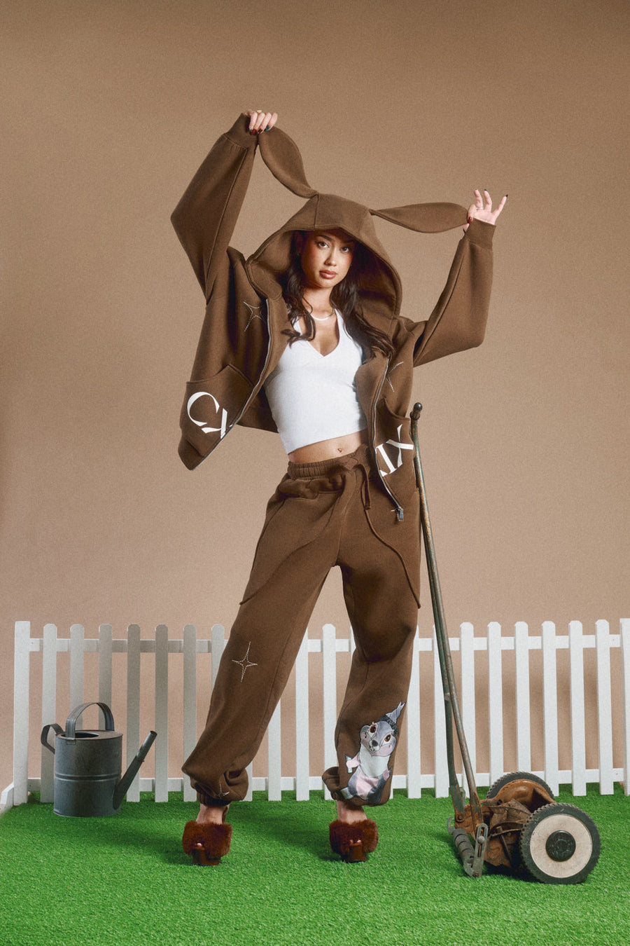 CREATURES IN THE CLUB: HONEY BUNZ ZIP HOODIE - CHOCOLATE LIMITED ED.