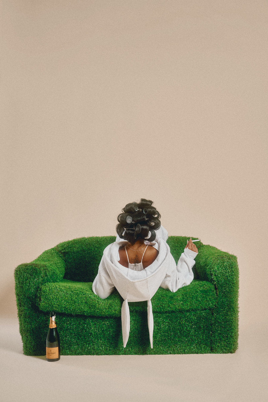 CREATURES IN THE CLUB: HONEY BUNZ ZIP HOODIE - MIST GREY/WHITE LIMITED ED.